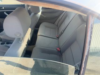 2005 Volkswagen Jetta GLS - Interior Rear Seat Image