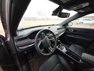 2023 Jeep Compass Trailhawk - Interior Full Dashboard Image