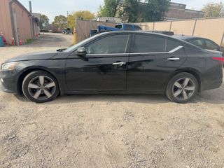 2022 Nissan Altima 2.5 SL - Exterior Side Driver Image