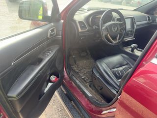 2015 Jeep Grand Cherokee Limited - Driver's Front Door Image