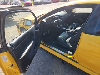 2005 Pontiac GTO - Driver's Front Door Image