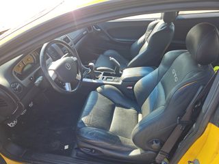 2005 Pontiac GTO - Interior Front Seat Image