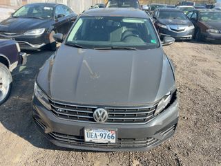 2017 Volkswagen Passat R-Line w/Comfort Pkg - Exterior Front Center Image