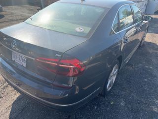 2017 Volkswagen Passat R-Line w/Comfort Pkg - Exterior Rear Right Corner Image