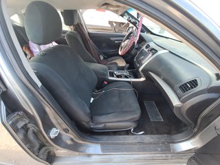 2015 Nissan Altima 2.5 SV - Interior Front Seat Image