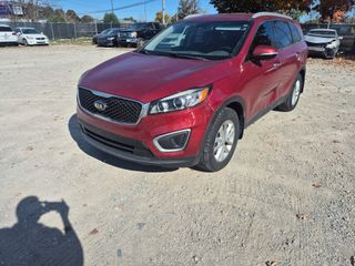 2017 Kia Sorento LX - Exterior Front Left Corner Image