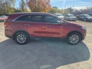 2017 Kia Sorento LX - Exterior Side Passenger