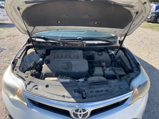 2014 Toyota Avalon XLE - Engine Compartment Image