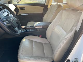 2014 Toyota Avalon XLE - Interior Front Seat Image