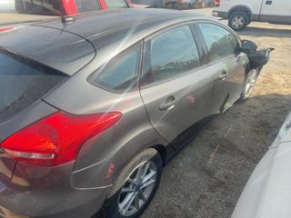 2016 Ford Focus SE - Exterior Side Passenger