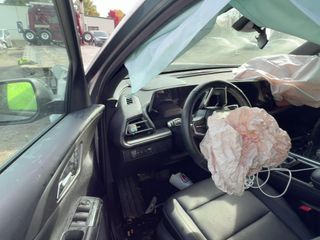 2025 Chevrolet Traverse AWD LT - Interior Full Dashboard Image