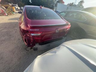 2018 Honda Accord Touring 2.0T - Exterior Rear Center Image