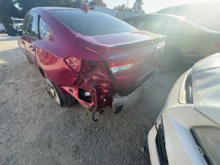2018 Honda Accord Touring 2.0T - Exterior Rear Left Corner Image