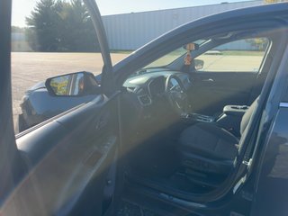 2018 Chevrolet Equinox LT - Driver's Front Door Image