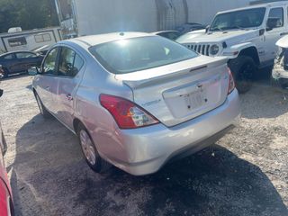 2019 Nissan Versa SV - Exterior Rear Left Corner Image