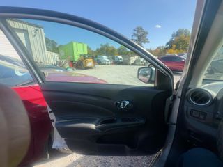 2019 Nissan Versa SV - Driver's Front Door Image