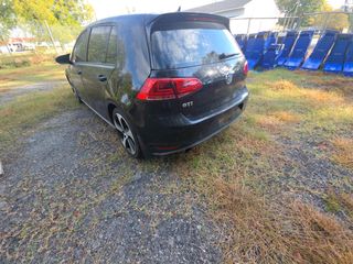 2017 Volkswagen Golf GTI S - Exterior Rear Left Corner Image