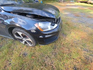 2017 Volkswagen Golf GTI S - Primary Damage Right Image