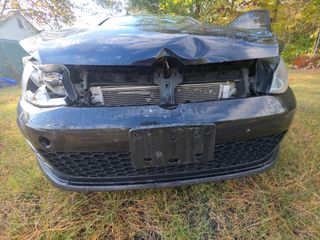 2017 Volkswagen Golf GTI S - Primary Damage Straight On Image