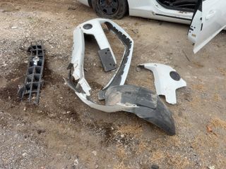 Vehicle Parts Image #3