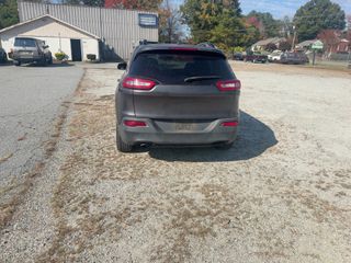 2017 Jeep Cherokee Altitude - Exterior Rear Center Image