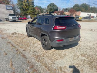 2017 Jeep Cherokee Altitude - Exterior Rear Left Corner Image