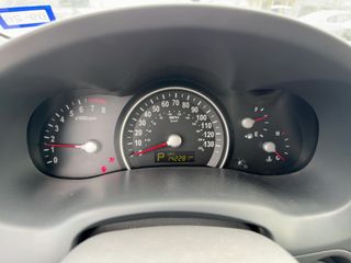 2012 Kia Sedona LX - Interior Instrument Cluster / Odometer Image