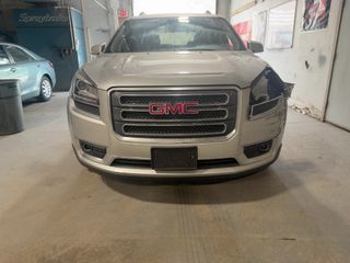 2016 GMC Acadia SLT - Exterior Front Center Image