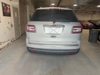 2016 GMC Acadia SLT - Exterior Rear Center Image
