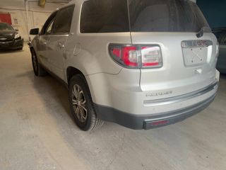 2016 GMC Acadia SLT - Exterior Rear Left Corner Image