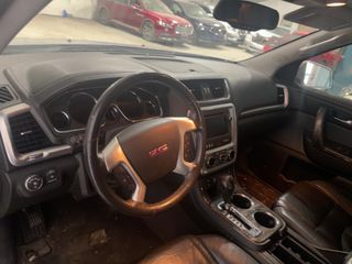 2016 GMC Acadia SLT - Interior Full Dashboard Image