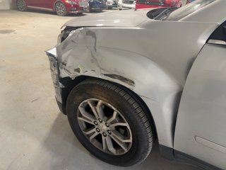 2016 GMC Acadia SLT - Primary Damage Right Image