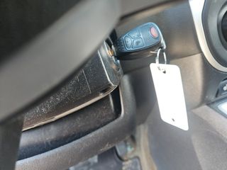 2017 Jeep Compass High Altitude - Interior Steering Wheel With Keys Image