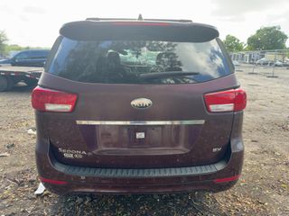 2017 Kia Sedona SX - Exterior Rear Center Image
