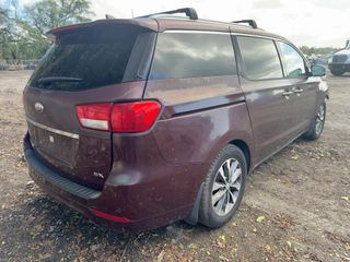 2017 Kia Sedona SX - Exterior Rear Right Corner Image