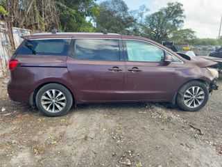 2017 Kia Sedona SX - Exterior Side Passenger