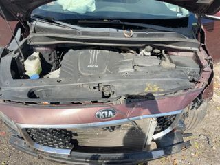 2017 Kia Sedona SX - Engine Compartment Image