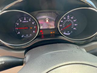 2017 Kia Sedona SX - Interior Instrument Cluster / Odometer Image