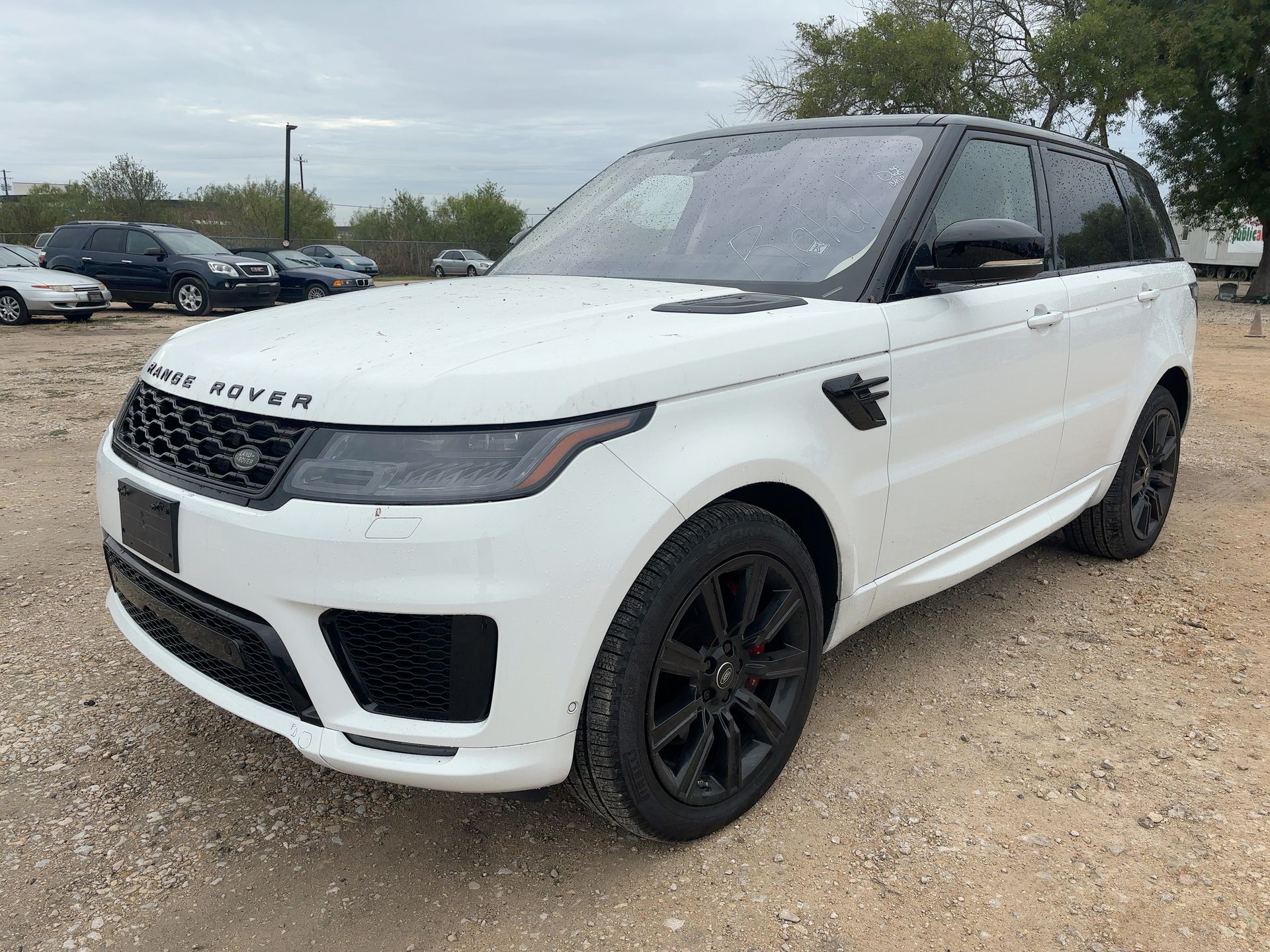 2019 Land Rover Range Rover Sport Dynamic - Exterior Front Left Corner Image