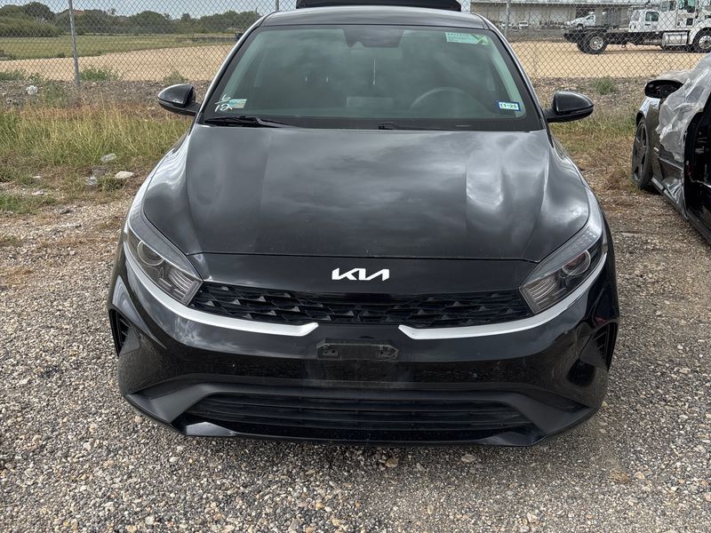 2024 KIA Forte LXS