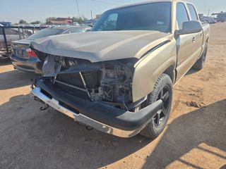 2004 Chevrolet Silverado 1500 LS - Exterior Front Left Corner Image