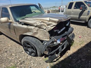 2004 Chevrolet Silverado 1500 LS - Primary Damage Left Image