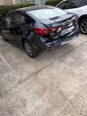 2017 Mazda Mazda3 Sport - Exterior Rear Left Corner Image