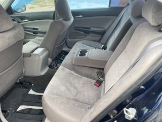 2010 Honda Accord 2.4 LX-P - Interior Rear Seat Image