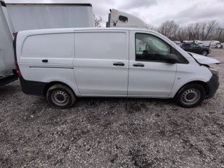 2022 Mercedes-Benz Metris - Exterior Side Passenger