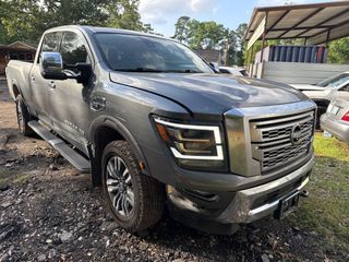 2023 Nissan TITAN XD Crew Cab Platinum Reserve 4x4 - Exterior Front Right Corner Image